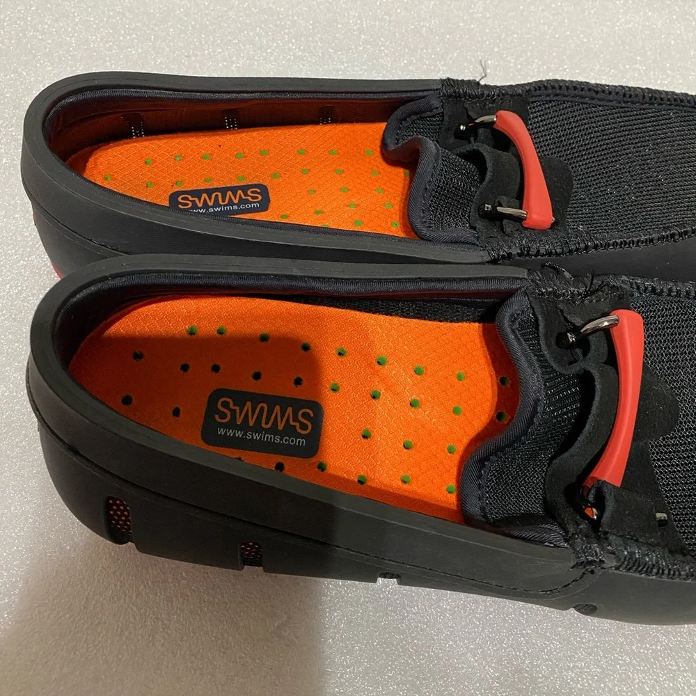 Swims Men’s Sporty Bit Loafer size 8 black red